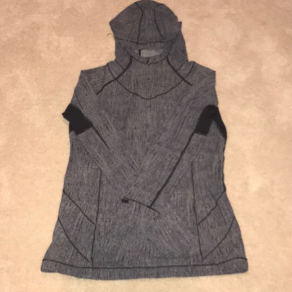 Lululemon black/white hooded pullover jacket